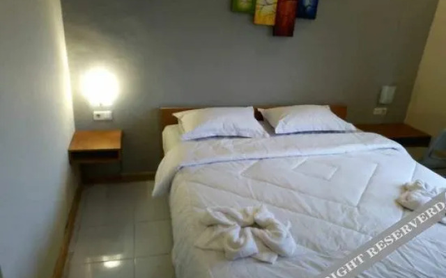 OYO 3798 Fif-fa Inn Pisang Kipas