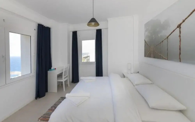 Comfy Villa With Lovely View in Gundogan Bodrum