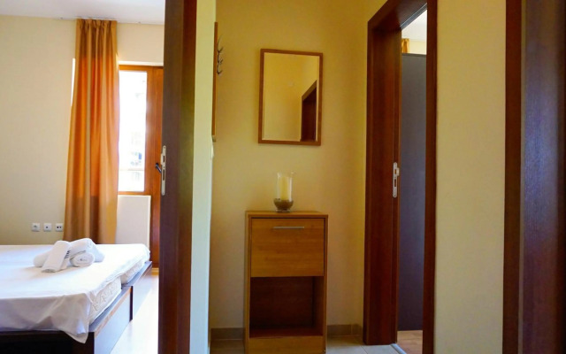 Апартамент Сънрайз Обзор - Apartment Sunrise Obzor