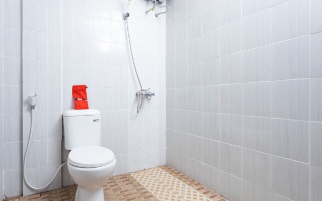 RedDoorz Hostel @ Malang City Center 2