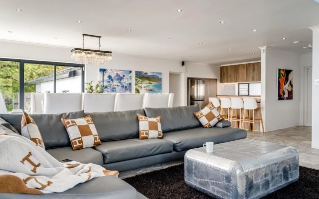 Camps Bay Holiday Villa With Sunset Views Sunset Views