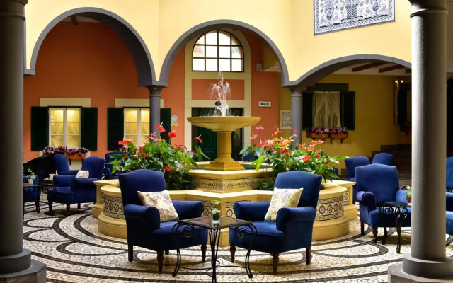 Pestana Village Garden Hotel