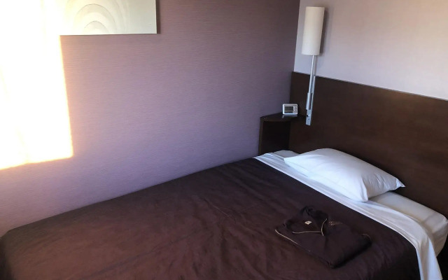 Ours Inn Hankyu
