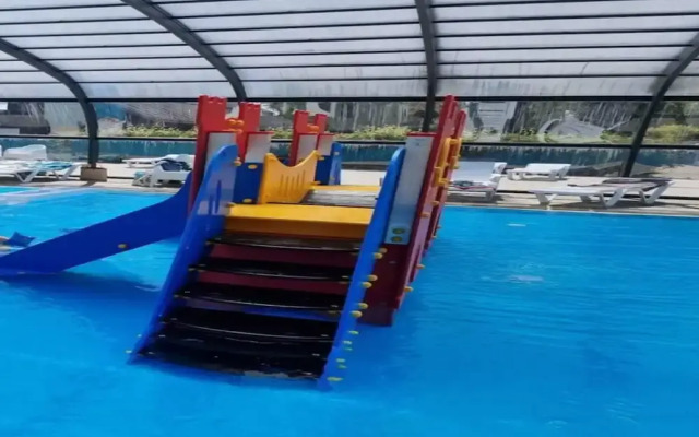6 Person Holiday Park Home in Malling