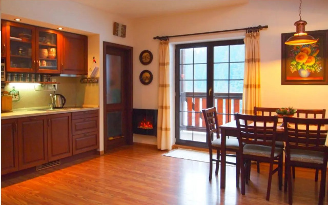 Hrabovo Lake View Apartment