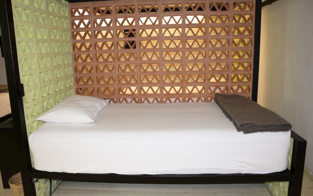 Downtown Beds - Hostel