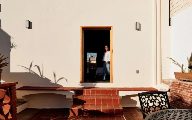 Rubina Jewel in Downtown Design Location Comfort