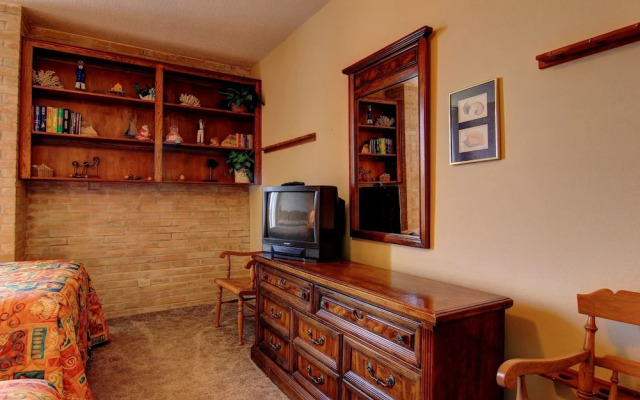 Channelview 214