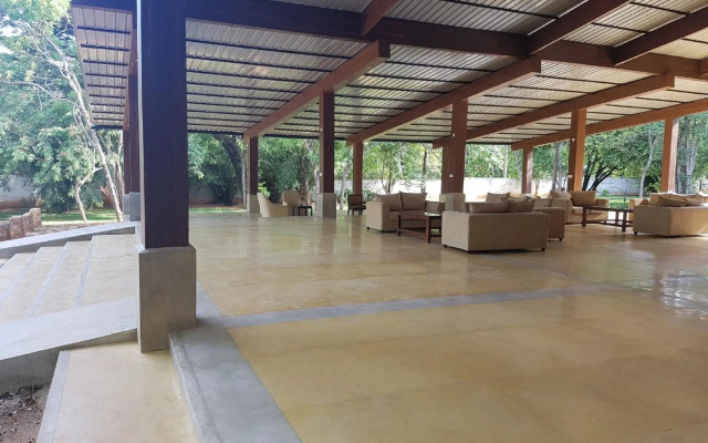 Eighth Wonder Resort