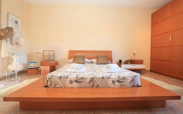 Villa Acogedora Para 8 Personas en Cambrils