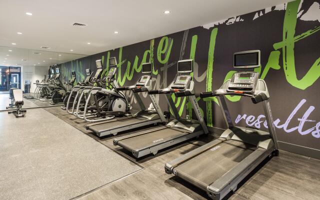 Holiday Inn Roanoke Airport – Conference CTR by IHG