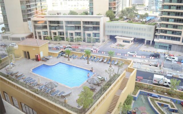 Large 1 Bed - Affordable fully furnished 1BR with balcony and a great marina view! - LSE