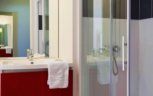 Ténéo Apparthotel Bordeaux Merignac - Aeroport