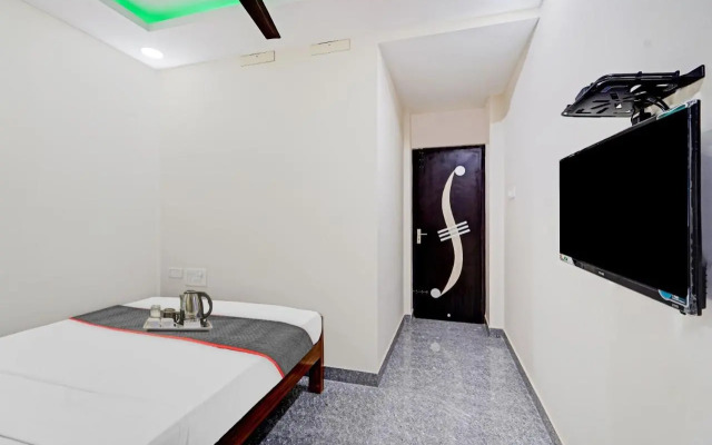 Townhouse 1096 Hotel Redfox Nungambakkam