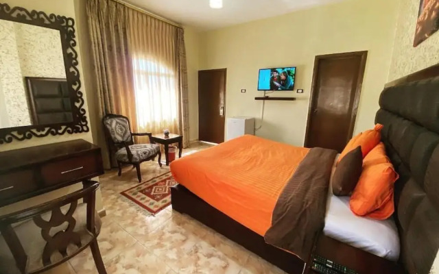 Alanbat Hotel