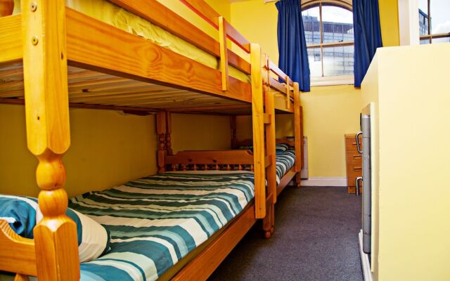 Homestay Bristol - Hostel