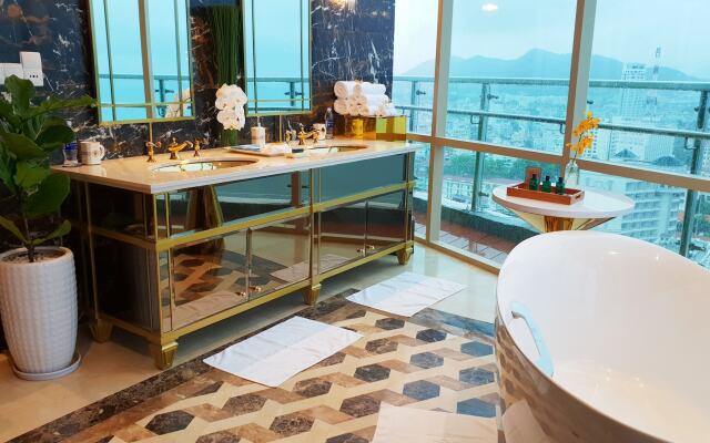 Diamond Bay Hotel