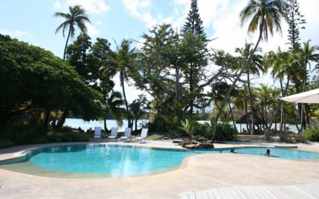 Oure Lodge Beach Resort