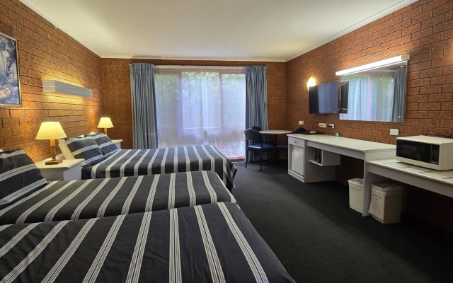 Whalers Rest Motor Inn – Guest Rooms – Portland North