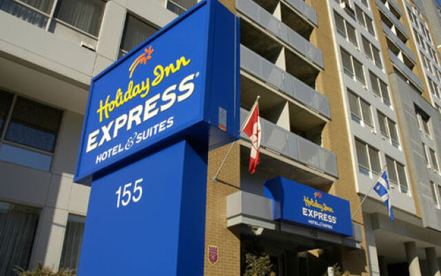 Hotel Faubourg Montreal - ex Holiday Inn Express Hotel & Suites Centr