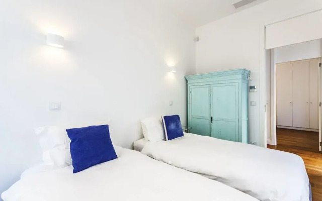 Chalet Estoril Luxury Apartments