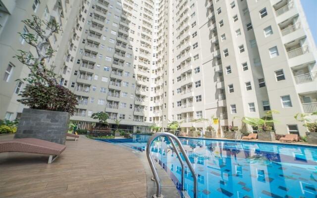 Cozy and Minimalist 2BR Apartment at Parahyangan Residence