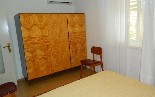 Apartment and Room Darinka