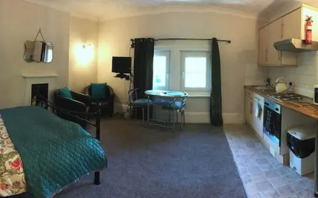 The Victorian Lodge