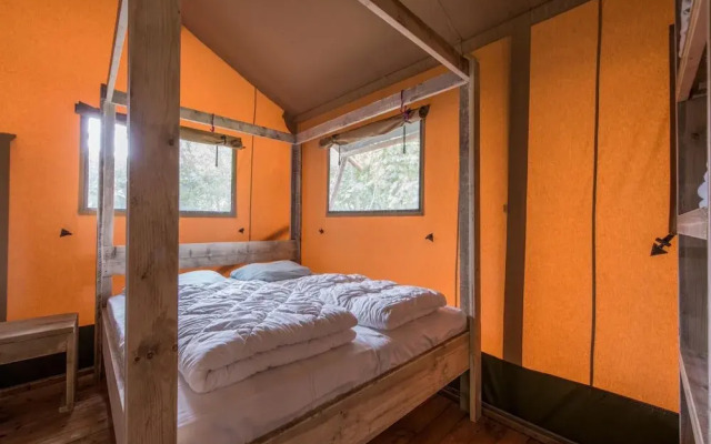 Nice Safari Tent With Kitchen, 12 km. From Eindhoven