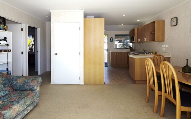 Paihia Apartments