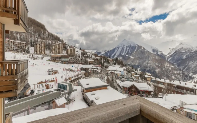 Apartment in Orcieres With Ski Slope Access