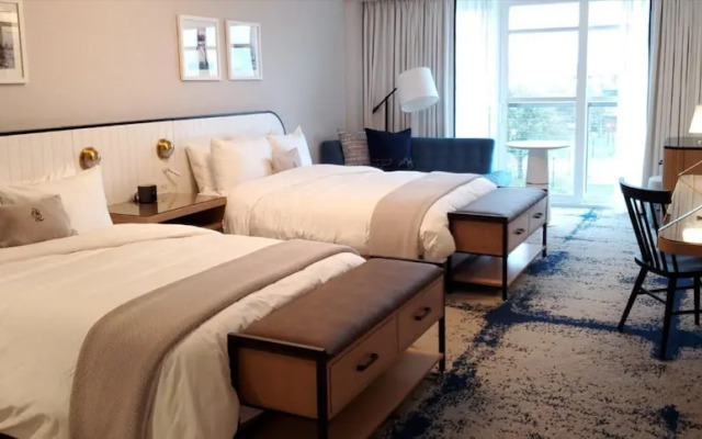 The Brenton Hotel