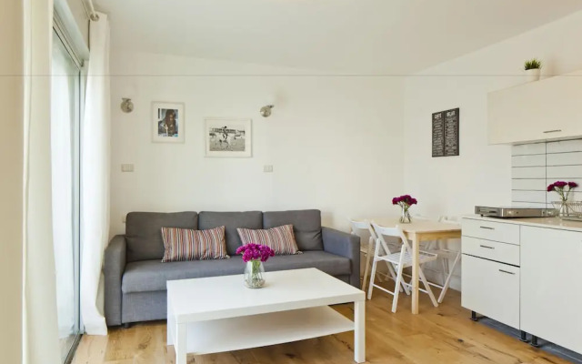 TLV Suites by the sea 3 Rooms