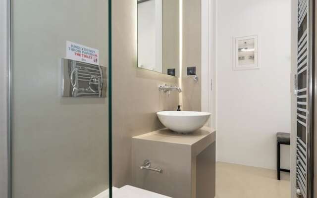 Minimal Studio with Balcony in Central Athens