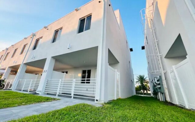 Rare Find! NEW Corner House by MIA Best of Doral