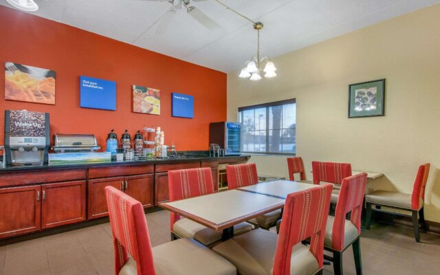 Comfort Inn Kissimmee-Lake Buena Vista South