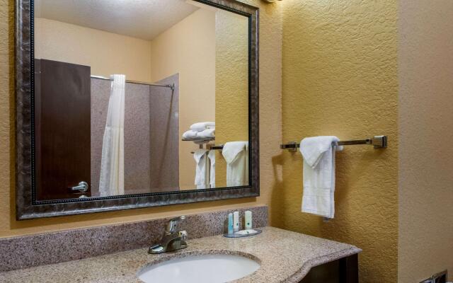 Quality Inn & Suites Slidell