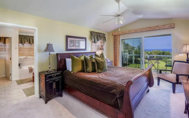 Luxury at Na Hale O Keauhou #N1