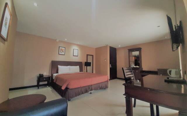 The Palais Dago Hotel