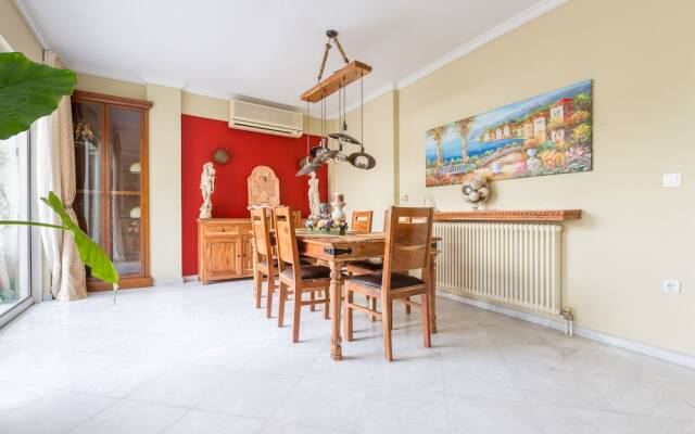 Sunny Luxurious 2Br 2Ba Apt In Athens