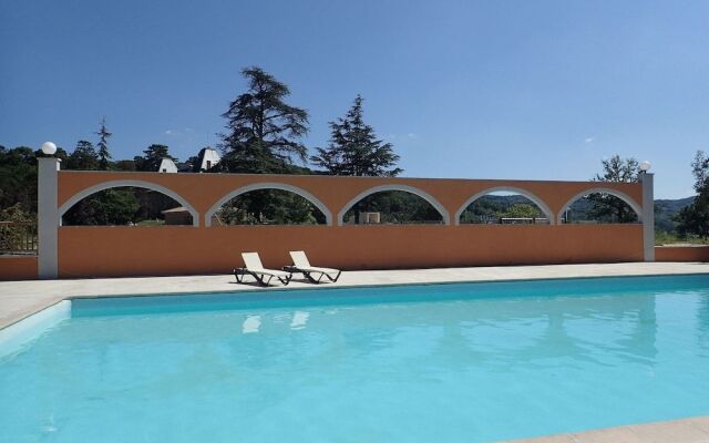 Domaine de Senaud Campsite