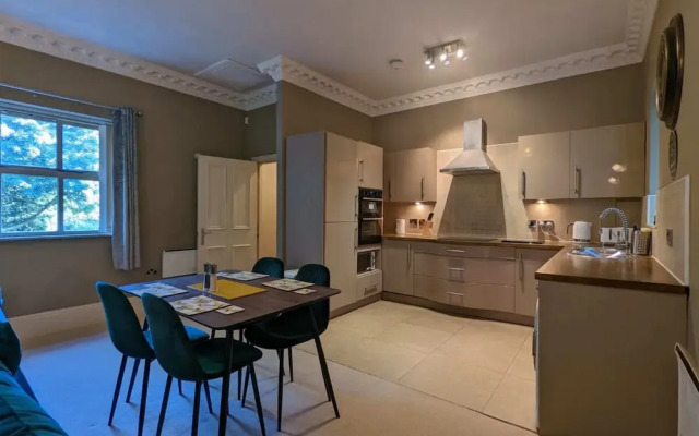 Stunning & Modern 2BD Flat - Manchester!