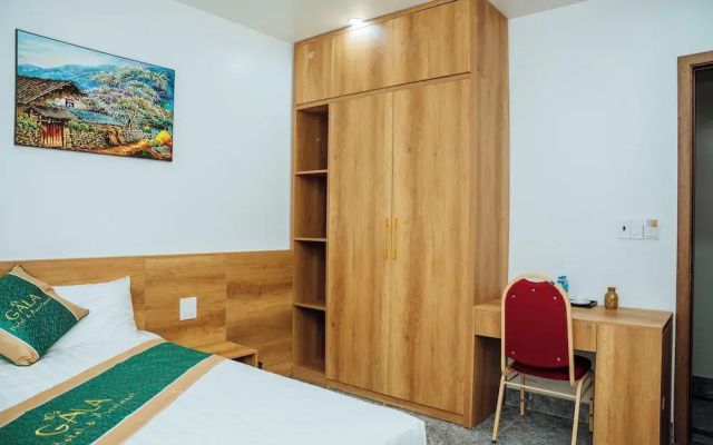 Gala Hotel & Apartment