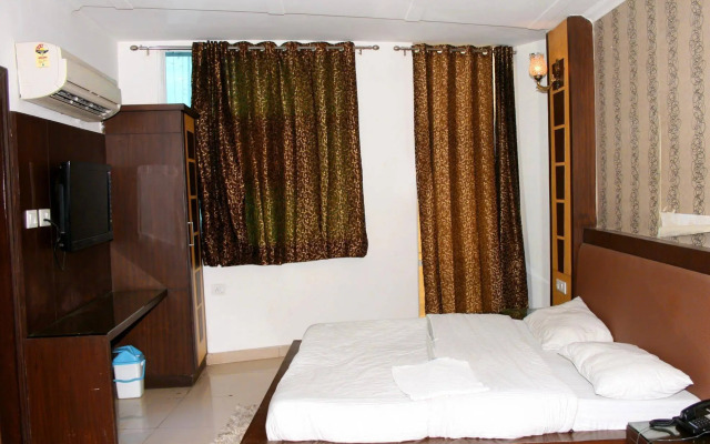 Hotel Delhi heart