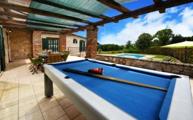 Villas Barat by Istarski Dvori