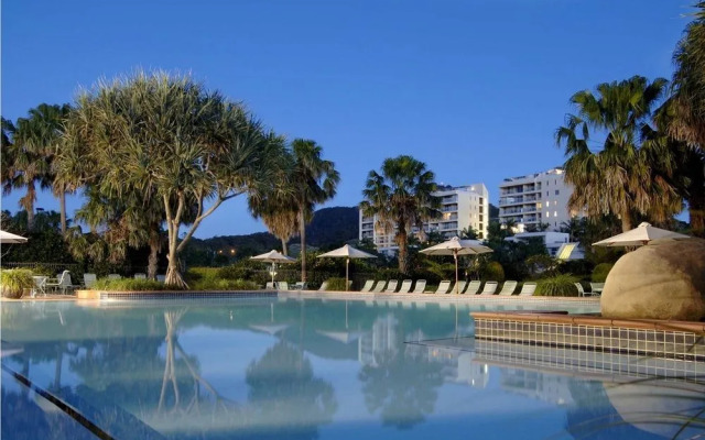 Pacific Bay Resort
