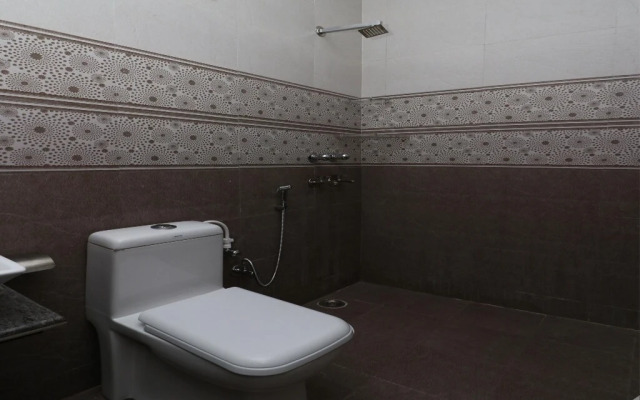 Hotel Grand Tara by OYO Rooms