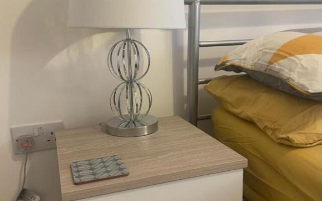 #0608 Lovely 1 Bedroom apartment - free parking