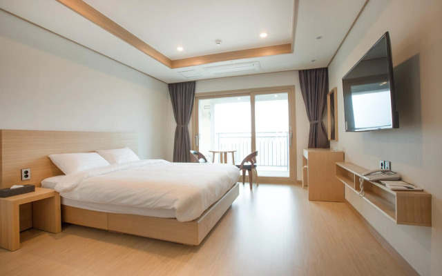 Run Hotel