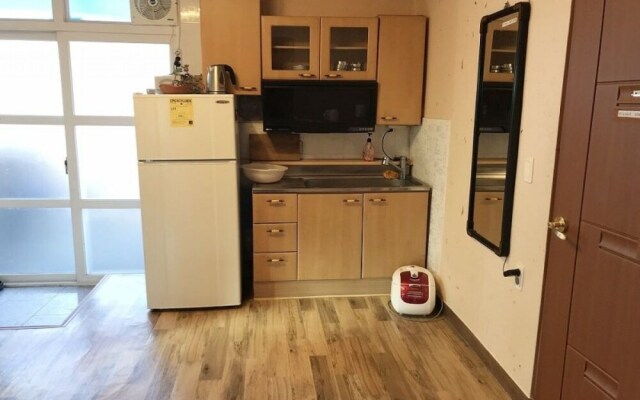 Jeonju Hanok Village Hyangchon Pension